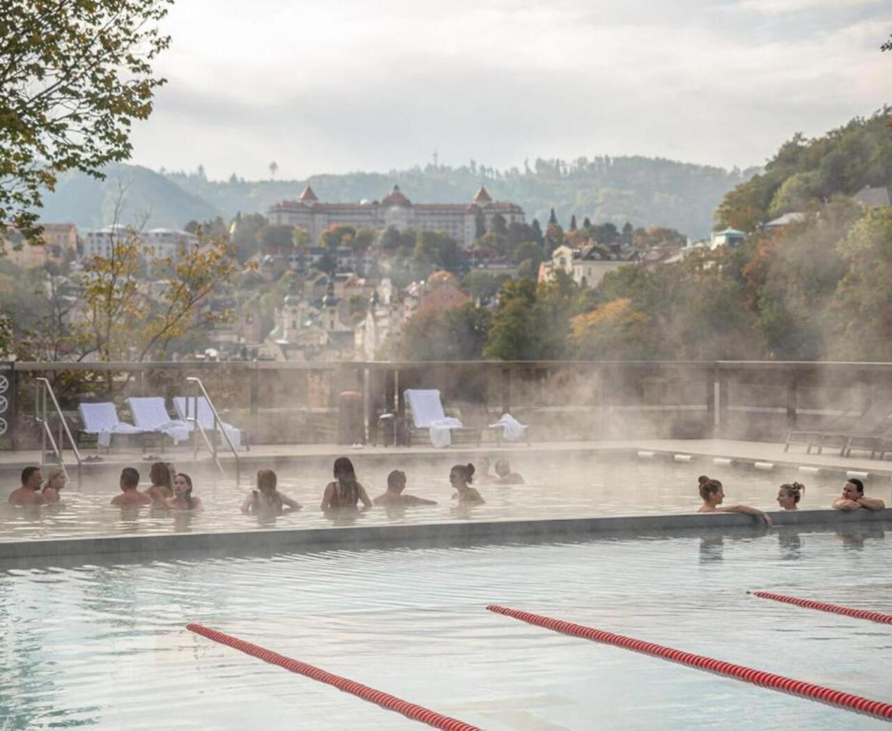 Karlsbad Central Point Εξωτερικό φωτογραφία