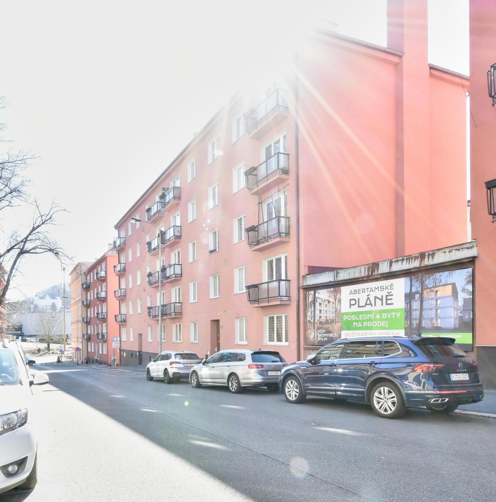 Karlsbad Central Point Εξωτερικό φωτογραφία